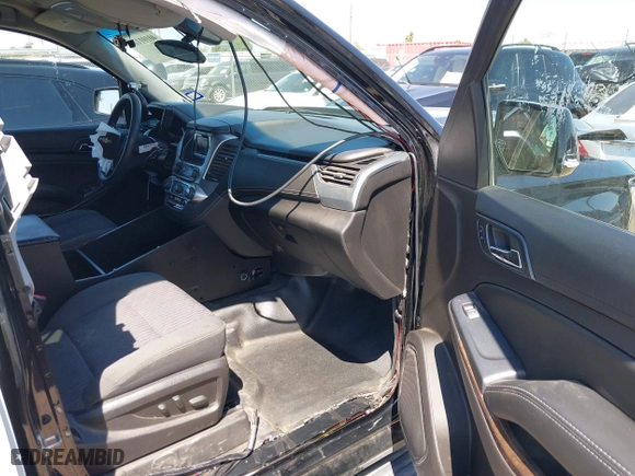 2017 Chevrolet Tahoe Commercial with VIN 1GNLCDEC2HR187691, listed as a IAAI auction lot 40101169 with 87,772 mi miles. Bid and sale history available at carsss.com. Image 5.