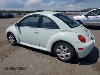 2002 Volkswagen Beetle GLS z VIN 3VWCK21C42M457645, wystawiony jako Copart lot #55900935 z przebiegiem 112 836 mil mil oraz Czysty tytuł • Clean title. Historia ofert i sprzedaży dostępna na DreamBid. Obrazek 2.