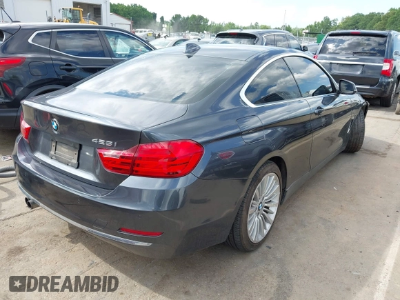 2015 BMW 4 Series 428i z VIN WBA3N3C53FK233680, wystawiony jako IAAI lot #42325131 z przebiegiem 103 632 mil mil oraz . Historia ofert i sprzedaży dostępna na DreamBid. Obrazek 4.