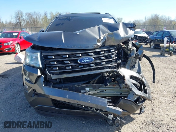 2017 Ford Explorer XLT with VIN 1FM5K8D89HGB29061, listed as a IAAI auction lot 42133475 with 121,086 mi miles and . Bid and sale history available at DreamBid. Image 13.