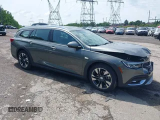 2019 Buick Regal Essence with VIN W04GV8SX5K1019420, listed as a IAAI auction lot 42289327 with 28,749 mi miles and . Bid and sale history available at DreamBid. Image 1.