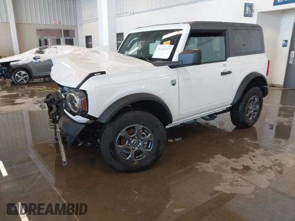 2022 Ford Bronco with VIN 1FMDE5AP7NLB47297, listed as a IAAI auction lot 41260077 with 19,780 mi miles. Bid and sale history available at carsss.com. Image 2.