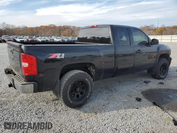 2008 Chevrolet Silverado 1500 1LT with VIN 2GCEK19J881308373, listed as a Copart auction lot 82866584 with Not Provided miles and Non Repairable. Bid and sale history available at DreamBid. Image 3.