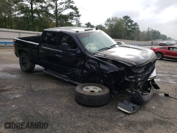 2011 Chevrolet Silverado 2500HD LT with VIN 1GC1CXE84BF263787, listed as a Copart auction lot 68291902 with 143,521 mi miles and Salvage Title. Bid and sale history available at carsss.com. Image 4.