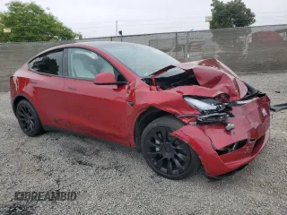 2024 Tesla Model Y Long Range z VIN 7SAYGDEE7RA252756, wystawiony jako Copart lot #58738215 z przebiegiem 13 698 mil mil oraz Szkoda całkowita • Salvage title. Historia ofert i sprzedaży dostępna na DreamBid. Obrazek 4.