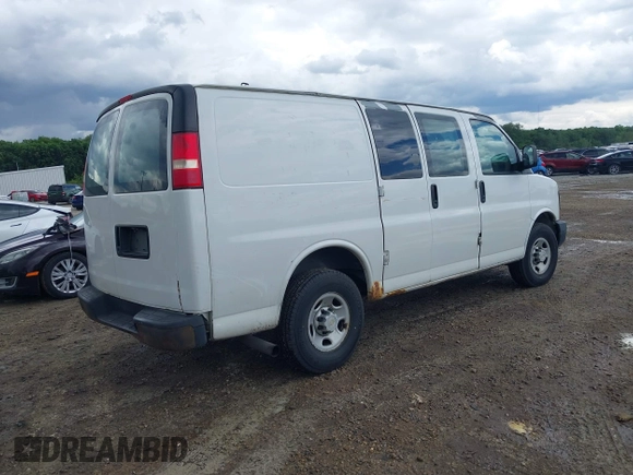 2007 Chevrolet Express Cargo z VIN 1GCGG25V671166439, wystawiony jako IAAI lot #42306135 z przebiegiem 206 336 mil mil oraz . Historia ofert i sprzedaży dostępna na DreamBid. Obrazek 4.