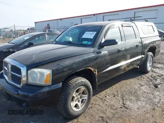 2007 Dodge Dakota ST with VIN 1D7HW28K57S271109, listed as a IAAI auction lot 41773429 with 149,350 mi miles and . Bid and sale history available at carsss.com. Image 2.