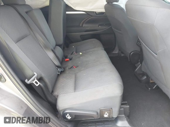 2019 Toyota Highlander LE z VIN 5TDZZRFH3KS325109, wystawiony jako IAAI lot #42160177 z przebiegiem 124 288 mil mil oraz . Historia ofert i sprzedaży dostępna na DreamBid. Obrazek 8.