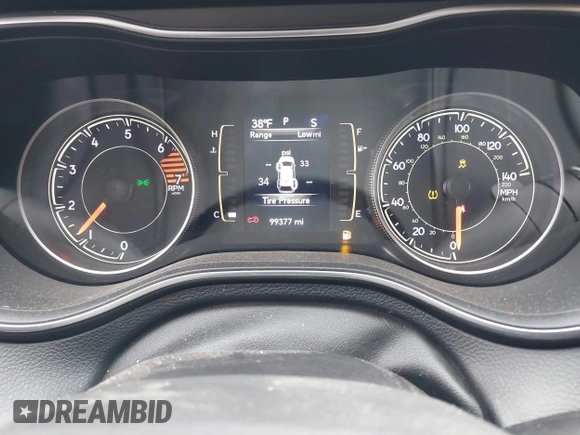 2020 Jeep Cherokee Altitude with VIN 1C4PJLLB8LD585577, listed as a IAAI auction lot 41372097 with 99,377 mi miles. Bid and sale history available at carsss.com. Image 7.