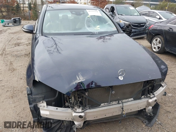 2019 Mercedes-Benz E-Class E 300 with VIN WDDZF4KB6KA531167, listed as a IAAI auction lot 41355270 with 54,611 mi miles. Bid and sale history available at carsss.com. Image 12.