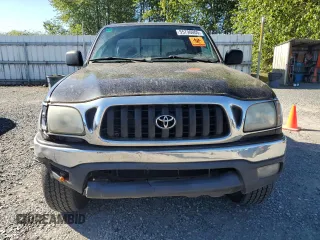 2004 Toyota Tacoma z VIN 5TEWN72N74Z389013, wystawiony jako Copart lot #55796005 z przebiegiem 199 637 mil mil oraz Czysty tytuł • Clean title. Historia ofert i sprzedaży dostępna na DreamBid. Obrazek 5.
