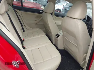 2014 Volkswagen Jetta TDI with VIN 3VWPL7AJ0EM615574, listed as a IAAI auction lot 42275159 with 139,938 mi miles and . Bid and sale history available at DreamBid. Image 8.