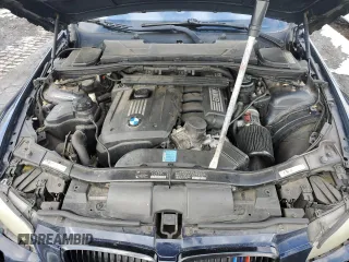 2009 BMW 3 Series 328i xDrive with VIN WBAWV53529P080449, listed as a Copart auction lot 43409515 with 167,695 mi miles and Clean Title. Bid and sale history available at carsss.com. Image 11.