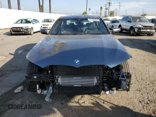 2022 BMW 3 Series 330e with VIN 3MW5P7J04N8C53017, listed as a Copart auction lot 84180844 with 17,001 mi miles and Salvage Title. Bid and sale history available at carsss.com. Image 5.