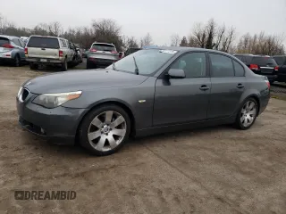 2004 BMW 5 Series 530i with VIN WBANA735X4B813324, listed as a Copart auction lot 88777275 with 142,990 mi miles and Salvage Title. Bid and sale history available at carsss.com. Image 1.