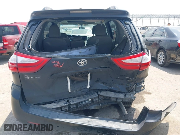 2016 Toyota Sienna XLE z VIN 5TDYK3DC5GS703586, wystawiony jako IAAI lot #42323587 z przebiegiem 127 640 mil mil oraz . Historia ofert i sprzedaży dostępna na DreamBid. Obrazek 16.
