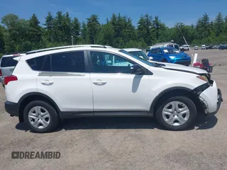 2015 Toyota RAV4 LE with VIN 2T3BFREV6FW230985, listed as a IAAI auction lot 42483966 with 189,246 mi miles and . Bid and sale history available at DreamBid. Image 14.