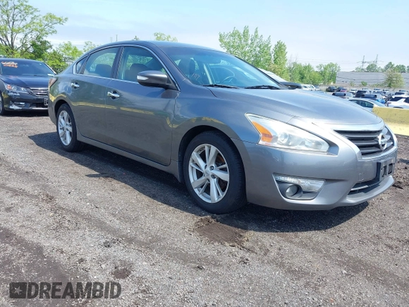 2014 Nissan Altima 2.5 S with VIN 1N4AL3AP1EC420984, listed as a IAAI auction lot 42209666 with 165,085 mi miles and . Bid and sale history available at carsss.com. Image 1.