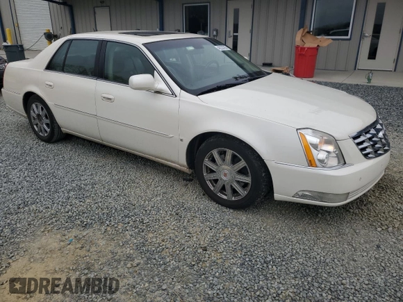 2008 Cadillac DTS 1SC with VIN 1G6KD57Y18U191344, listed as a Copart auction lot 48233785 with 192,584 mi miles and Salvage Title. Bid and sale history available at carsss.com. Image 4.