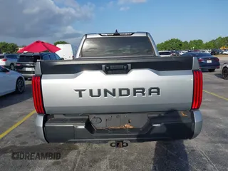 2022 Toyota Tundra 2WD SR5 with VIN 5TFLA5AB0NX015314, listed as a IAAI auction lot 41704714 with 29,629 mi miles. Bid and sale history available at carsss.com. Image 16.