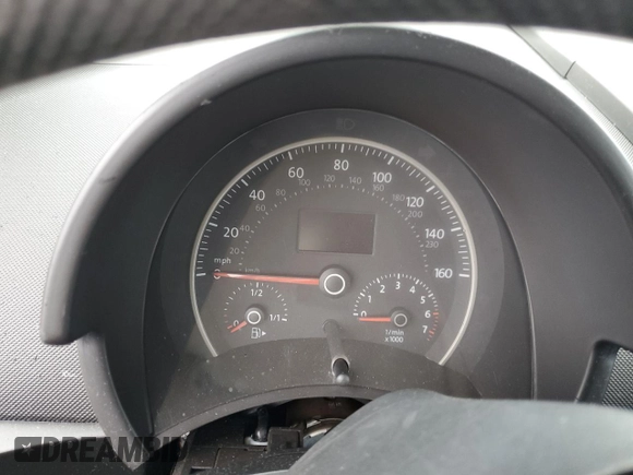 2008 Volkswagen New Beetle Coupe S with VIN 3VWPW31CX8M513351, listed as a Copart auction lot 49517555 with 0 mi miles and Salvage Title. Bid and sale history available at carsss.com. Image 9.