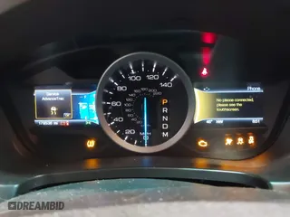 2014 Ford Explorer XLT with VIN 1FM5K8D80EGA10763, listed as a IAAI auction lot 41817947 with 178,536 mi miles. Bid and sale history available at carsss.com. Image 7.