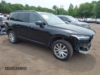 2018 Volvo XC90 Momentum with VIN YV4102PK0J1345867, listed as a IAAI auction lot 42486559 with 104,054 mi miles and . Bid and sale history available at DreamBid. Image 1.
