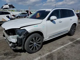 2021 Volvo XC90 Inscription Expression with VIN YV4BR00L6M1676099, listed as a Copart auction lot 47947034 with 29,128 mi miles. Bid and sale history available at carsss.com. Image 1.