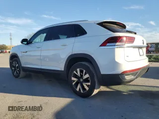 2020 Volkswagen Atlas SE with VIN 1V23C2CA7LC229913, listed as a Copart auction lot 42679504 with 62,480 mi miles and . Bid and sale history available at DreamBid. Image 2.