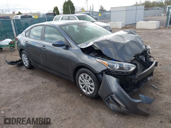 2021 Kia Forte LXS with VIN 3KPF24AD3ME303347, listed as a IAAI auction lot 42014410 with 80,618 mi miles. Bid and sale history available at carsss.com. Image 1.