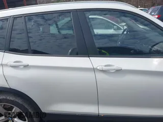2017 BMW X3 sDrive28i with VIN 5UXWZ7C39H0X41286, listed as a IAAI auction lot 41577117 with 104,781 mi miles. Bid and sale history available at carsss.com. Image 13.