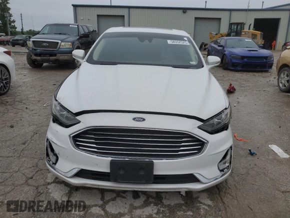 2019 Ford Fusion Titanium with VIN 3FA6P0RU5KR179916, listed as a Copart auction lot 58552525 with 110,035 mi miles and Clean title. Bid and sale history available at DreamBid. Image 5.