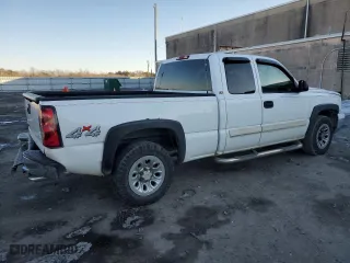 2006 Chevrolet Silverado 1500 LT1 with VIN 1GCEK19VX6Z194660, listed as a Copart auction lot 88922535 with 168,369 mi miles and Salvage Title. Bid and sale history available at carsss.com. Image 3.