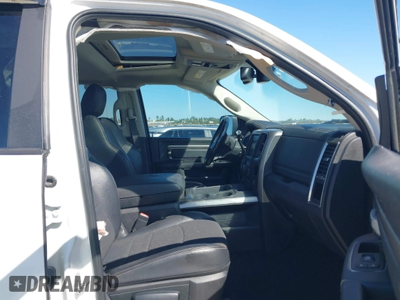 2018 Ram 2500 Big Horn with VIN 3C6UR5DL7JG290136, listed as a IAAI auction lot 41823442 with 106,167 mi miles. Bid and sale history available at carsss.com. Image 5.