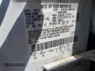 2011 Ford F-250 XL z VIN 1FT7W2BT5BEC52235, wystawiony jako Copart lot #59053095 z przebiegiem 192 806 mil mil oraz Szkoda całkowita • Salvage title. Historia ofert i sprzedaży dostępna na DreamBid. Obrazek 12.
