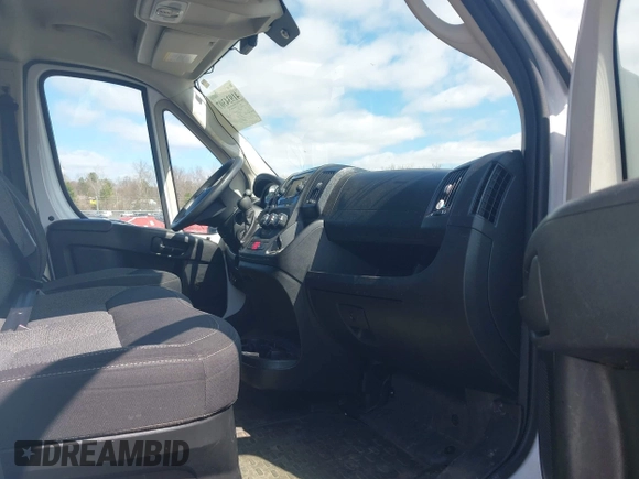 2018 Ram ProMaster Cargo with VIN 3C6URVJG6JE109398, listed as a IAAI auction lot 41934307 with 129,308 mi miles. Bid and sale history available at carsss.com. Image 5.