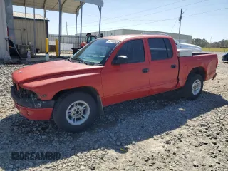 2000 Dodge Dakota Sport with VIN 1B7GL2AX1YS654082, listed as a Copart auction lot 48739565 with 199,845 mi miles and Salvage Title. Bid and sale history available at carsss.com. Image 1.