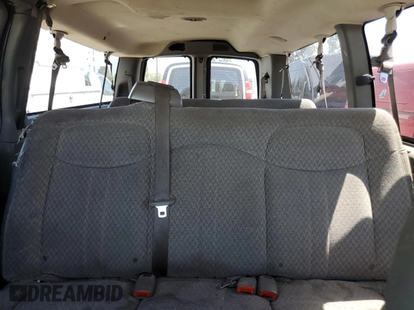 2007 Chevrolet Express Passenger with VIN 1GAHG39U871190066, listed as a Copart auction lot 57879915 with 250,921 mi miles and Clean title. Bid and sale history available at DreamBid. Image 10.