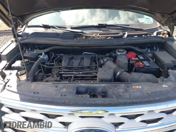 2018 Ford Explorer XLT with VIN 1FM5K8D8XJGC91593, listed as a IAAI auction lot 41838572 with 77,280 mi miles and . Bid and sale history available at carsss.com. Image 10.