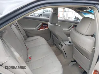 2009 Toyota Camry LE z VIN 4T1BK46KX9U594987, wystawiony jako IAAI lot #42039029 z przebiegiem 156 812 mil mil oraz . Historia ofert i sprzedaży dostępna na DreamBid. Obrazek 8.