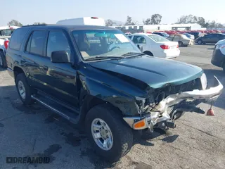 1998 Toyota 4Runner with VIN JT3GM84R6W0032488, listed as a IAAI auction lot 41502573 with 225,419 mi miles. Bid and sale history available at carsss.com. Image 1.