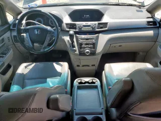 2011 Honda Odyssey Touring with VIN 5FNRL5H90BB033700, listed as a Copart auction lot 58602835 with 197,063 mi miles and Clean title. Bid and sale history available at DreamBid. Image 8.
