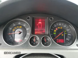 2007 Volkswagen Passat Wolfsburg Edition z VIN WVWAK73C47P140065, wystawiony jako Copart lot #57524315 z przebiegiem 189 924 mil mil oraz Szkoda całkowita • Salvage title. Historia ofert i sprzedaży dostępna na DreamBid. Obrazek 9.