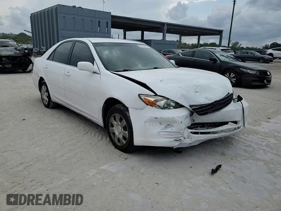 2004 Toyota Camry LE with VIN 4T1BE32K14U285392, listed as a Copart auction lot 48312415 with 121,629 mi miles and Salvage Title. Bid and sale history available at DreamBid. Image 11.