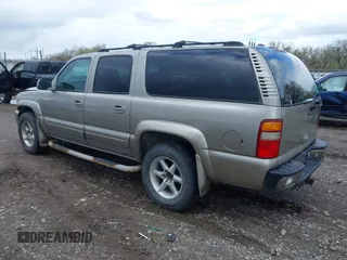 2001 GMC Yukon XL SLE with VIN 3GKFK16T01G280502, listed as a IAAI auction lot 42150712 with 229,093 mi miles. Bid and sale history available at carsss.com. Image 3.