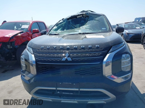2022 Mitsubishi Outlander SE z VIN JA4J3UA8XNZ017053, wystawiony jako IAAI lot #41870657 z przebiegiem 70 102 mil mil oraz . Historia ofert i sprzedaży dostępna na DreamBid. Obrazek 12.