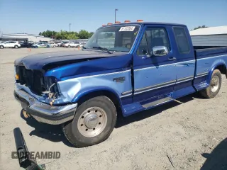1996 Ford F-250 with VIN 1FTHX25F5TEA34031, listed as a Copart auction lot 61103364 with 168,139 mi miles and Salvage Title. Bid and sale history available at carsss.com. Image 1.