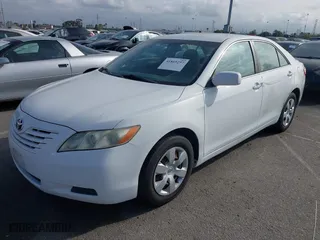 2007 Toyota Camry CE with VIN 4T1BE46K07U527965, listed as a IAAI auction lot 41869257 with 49,333 mi miles. Bid and sale history available at carsss.com. Image 2.