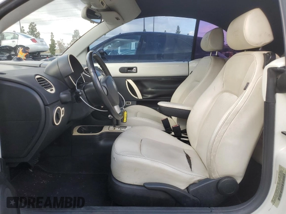 2007 Volkswagen Beetle with VIN 3VWFG31Y07M410653, listed as a Copart auction lot 44864215 with 163,204 mi miles and Clean Title. Bid and sale history available at DreamBid. Image 7.
