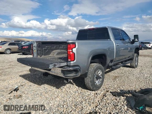 2024 Chevrolet Silverado 3500HD LTZ with VIN 2GC4YUEY0R1220465, listed as a Copart auction lot 78517494 with 10,507 mi miles and Salvage Title. Bid and sale history available at carsss.com. Image 3.